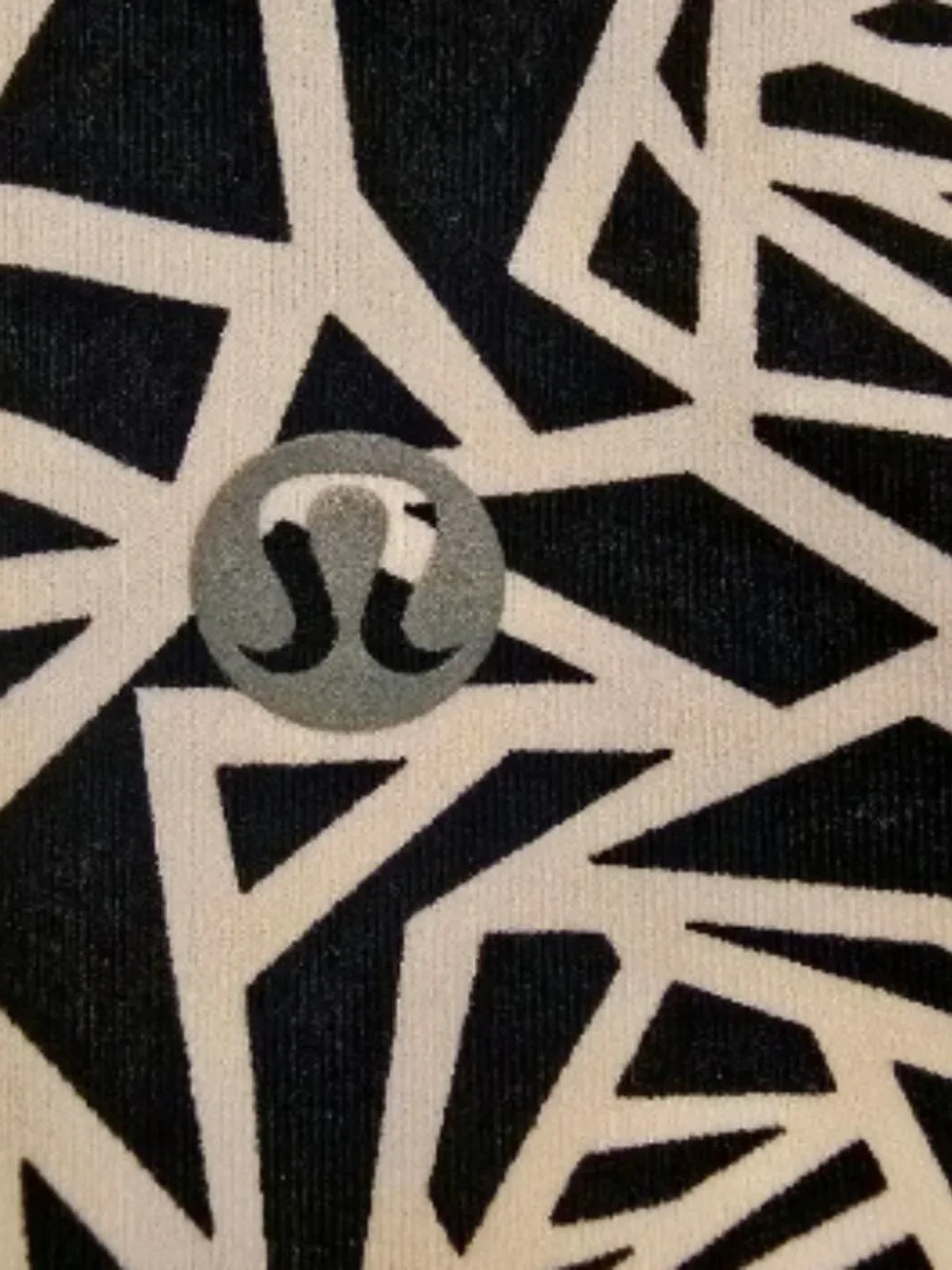 Lululemon Women's High-Rise Crop Leggings Black/White Rose Print Size 4